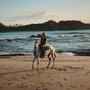 Meet your Posher, Mari